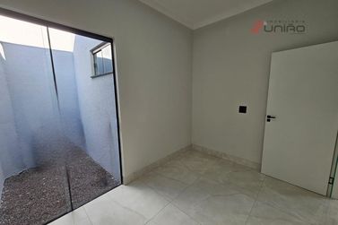 Casa &agrave; venda - 77m&sup2; - Jardim Estancia II