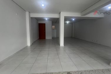 Sal&atilde;o Comercial para alugar - Zona II