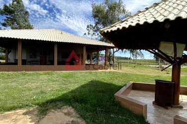 Ch&aacute;cara &agrave; venda - 5123m&sup2; - Serra dos Dourados