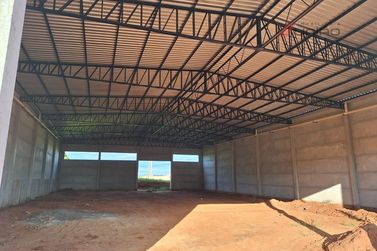 Sal&atilde;o Comercial para alugar - 700m&sup2; - Parque Comercial e Residencial T&oacute;kio