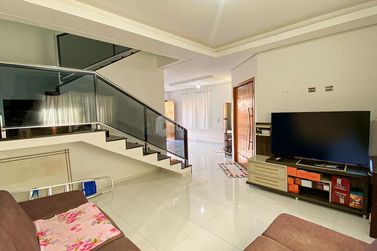 Casa &agrave; venda - 224m&sup2; - Parque do Lago