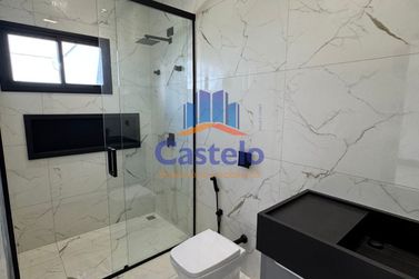 Casa &agrave; venda - 250m&sup2; - Condom&iacute;nio Mont Blanc