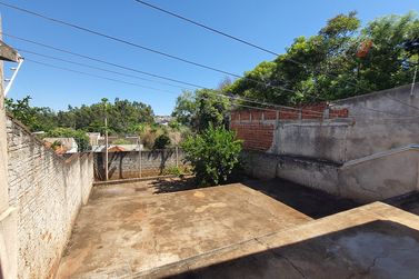 Casa &agrave; venda - 105m&sup2; - Jardim Paris