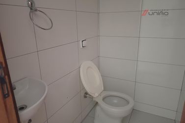 Sal&atilde;o Comercial para alugar - 200m&sup2; - Zona III