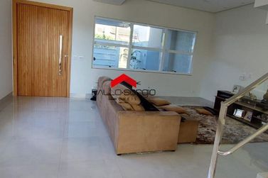 Sobrado &agrave; venda - 271m&sup2; - Zona VII