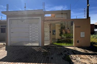 Casa &agrave; venda - 120m&sup2; - Jardim Arax&aacute;