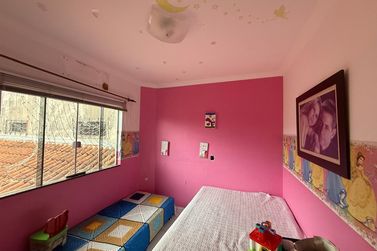 Casa &agrave; venda - 250m&sup2; - ZONA I