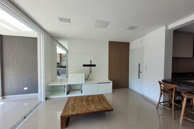 Apartamento para alugar - 121m&sup2; - Zona I