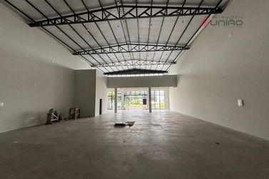 Sal&atilde;o Comercial para alugar - 420m&sup2; - Parque Alto da Parana