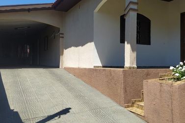 Casa &agrave; venda - 290m&sup2; - -