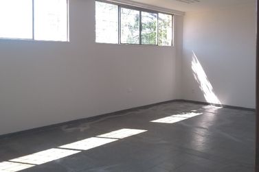 Sala Comercial para alugar - 240m&sup2; - Zona II