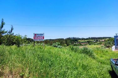 Terreno &agrave; venda - 2100m&sup2; - PR-323