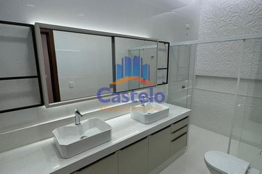 Casa &agrave; venda - 185m&sup2; - PARQUE BANDEIRANTES