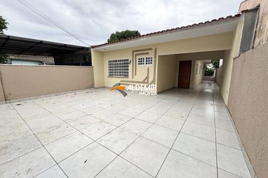 Casa para alugar - 92m&sup2; - Zona 06