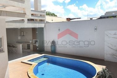 Sobrado &agrave; venda - 325m&sup2; - Zona II