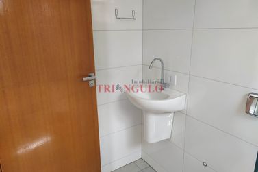 Casa para alugar - 107m&sup2; - CONJUNTO RESIDENCIAL OURO PRETO