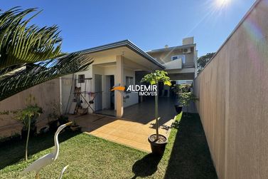 Sobrado &agrave; venda - 198m&sup2; - Zona 5