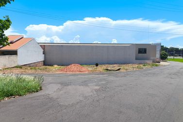 Terreno &agrave; venda - 687m&sup2; - Avenida Portugal