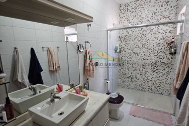Sobrado &agrave; venda - 292m&sup2; - Zona 3