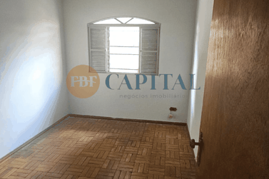 Casa &agrave; venda - 490m&sup2; - Zona V