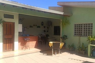 Casa &agrave; venda - 134m&sup2; - Parque San Remo I