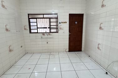 Casa para alugar - 80m&sup2; - Pr&oacute;ximo ao Posto Abel