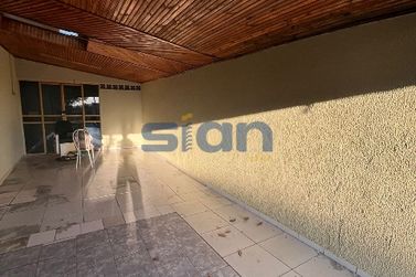 Casa &agrave; venda - 296m&sup2; - 