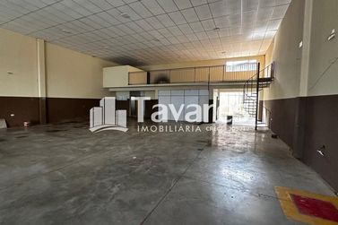 Sal&atilde;o Comercial para alugar - Zona VII