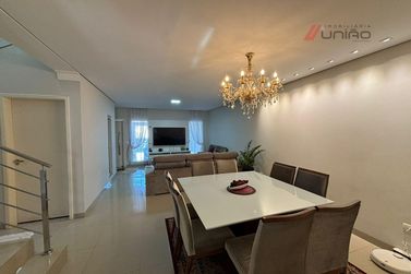 Casa &agrave; venda - 216m&sup2; - Jardim Vit&oacute;ria R&eacute;gia