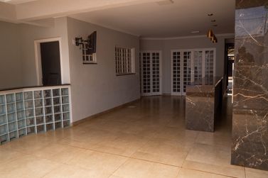 Sobrado &agrave; venda - 270m&sup2; - Zona II