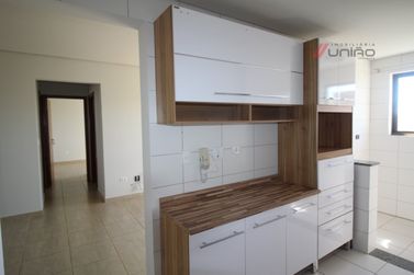 Apartamento para alugar - 67m&sup2; - Zona I