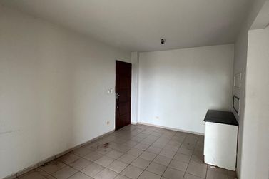 Apartamento para alugar - 35m&sup2; - Zona III