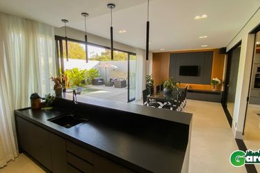 Casa &agrave; venda - 281m&sup2; - Euro Park