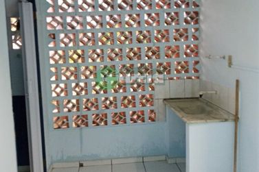 Sala Comercial para alugar - 60m&sup2; - Zona II