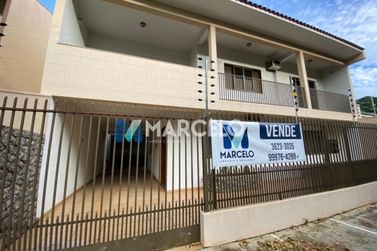 Sobrado &agrave; venda - 223m&sup2; - Zona II