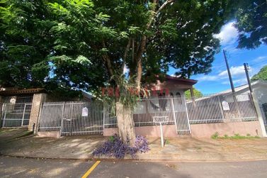 Casa &agrave; venda - 102m&sup2; - ZONA III