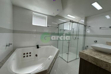 Apartamento para alugar - 363m&sup2; - Zona II