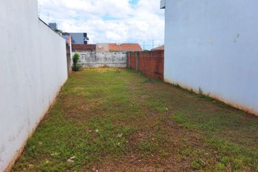 Terreno &agrave; venda - 233m&sup2; - Parque Presidente