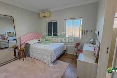 Casa &agrave; venda - 900m&sup2; - Parque Cidade Jardim