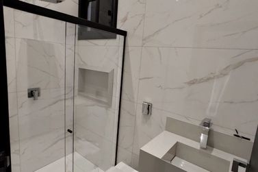 Casa &agrave; venda - 241m&sup2; - Paysage Essenza Condom&iacute;nio