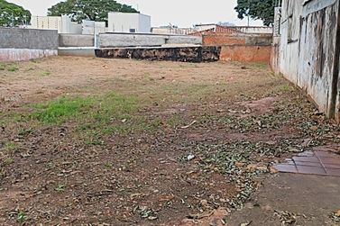 Terreno &agrave; venda - 180m&sup2; - JARDIM SOCIAL