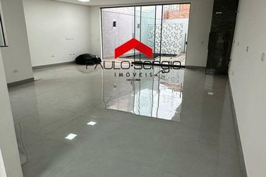 Sobrado &agrave; venda - 200m&sup2; - Parque Melhoramentos