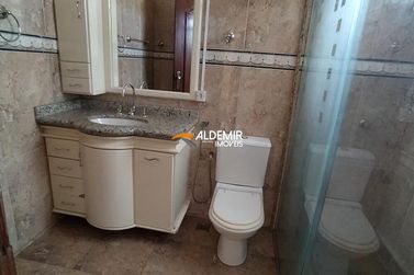 Sobrado &agrave; venda - 289m&sup2; - Zona Armaz&eacute;m