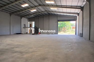 Sal&atilde;o Comercial para alugar - 1000m&sup2; - Parque Industrial II