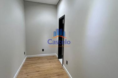 Casa &agrave; venda - 187m&sup2; - PARQUE RESIDENCIAL INTERLAGOS II