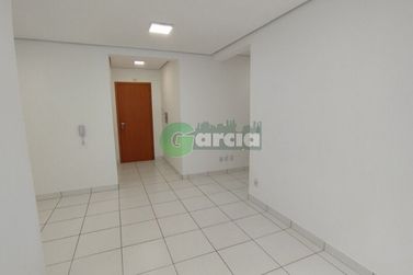 Apartamento &agrave; venda - 49m&sup2; - Zona II