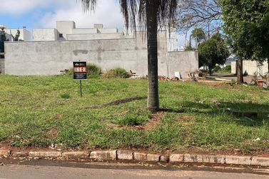 Terreno &agrave; venda - 418m&sup2; - Parque Presidente