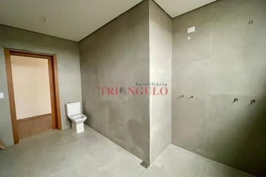 Apartamento &agrave; venda - 223m&sup2; - ZONA II