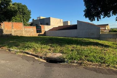 Terreno &agrave; venda - 220m&sup2; - JARDIM M&Ocirc;NACO