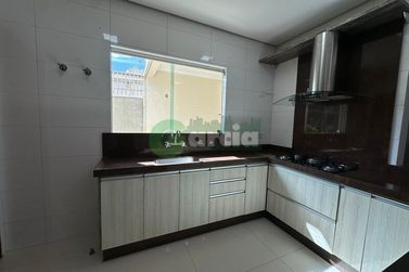 Sobrado para alugar - Zona II